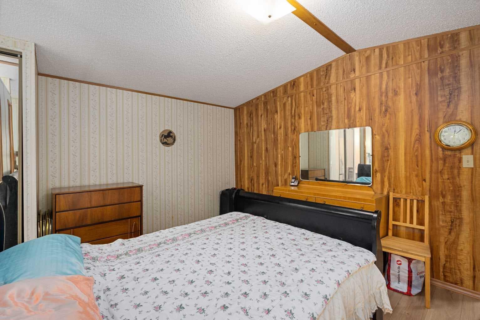 71, 99 Arbour Lake Road NW