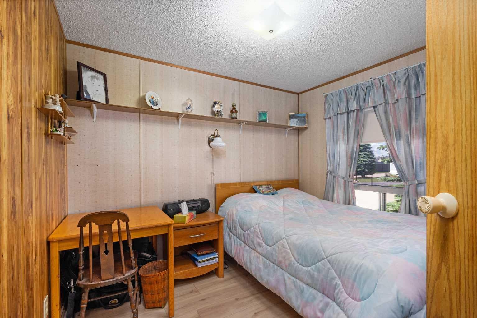 71, 99 Arbour Lake Road NW