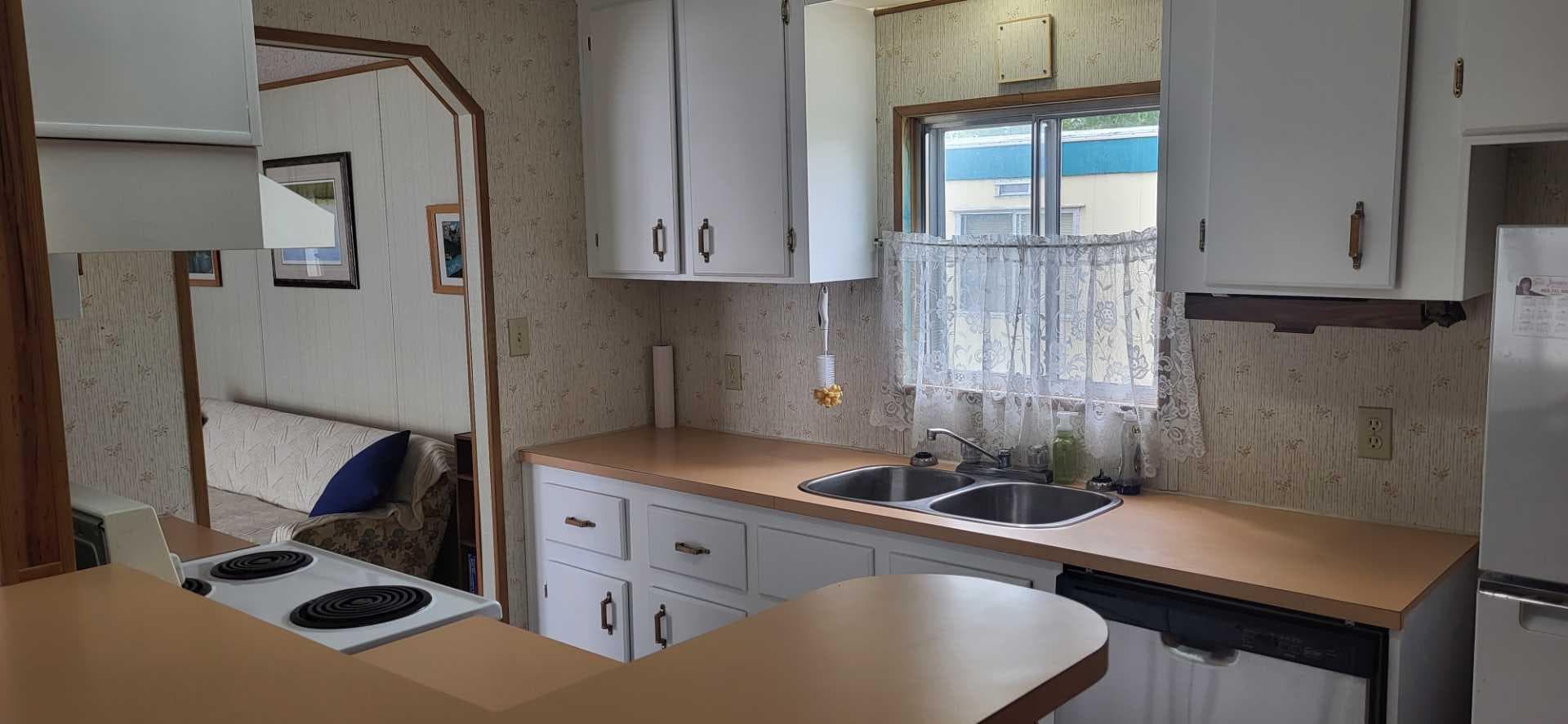 71, 99 Arbour Lake Road NW