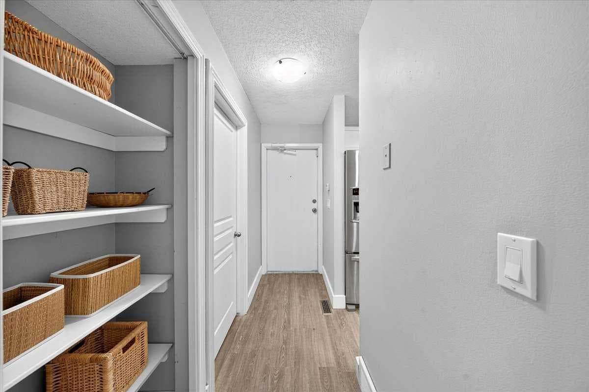 166, 78 Glamis Green SW