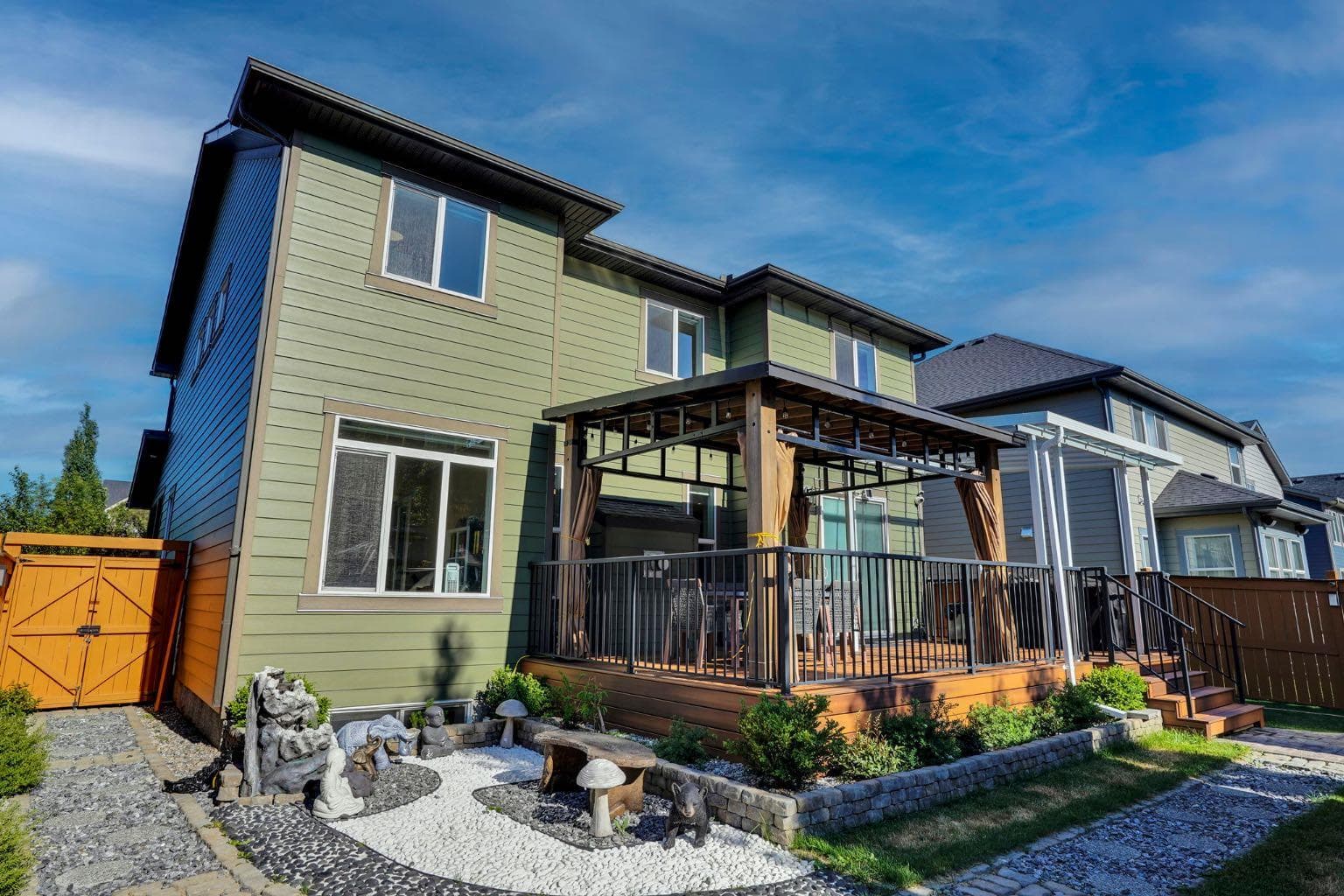 673 Marina Drive 