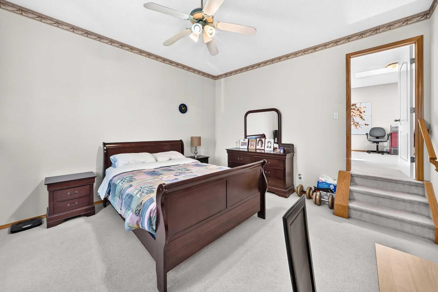 1210 Harvest Hills Drive NE