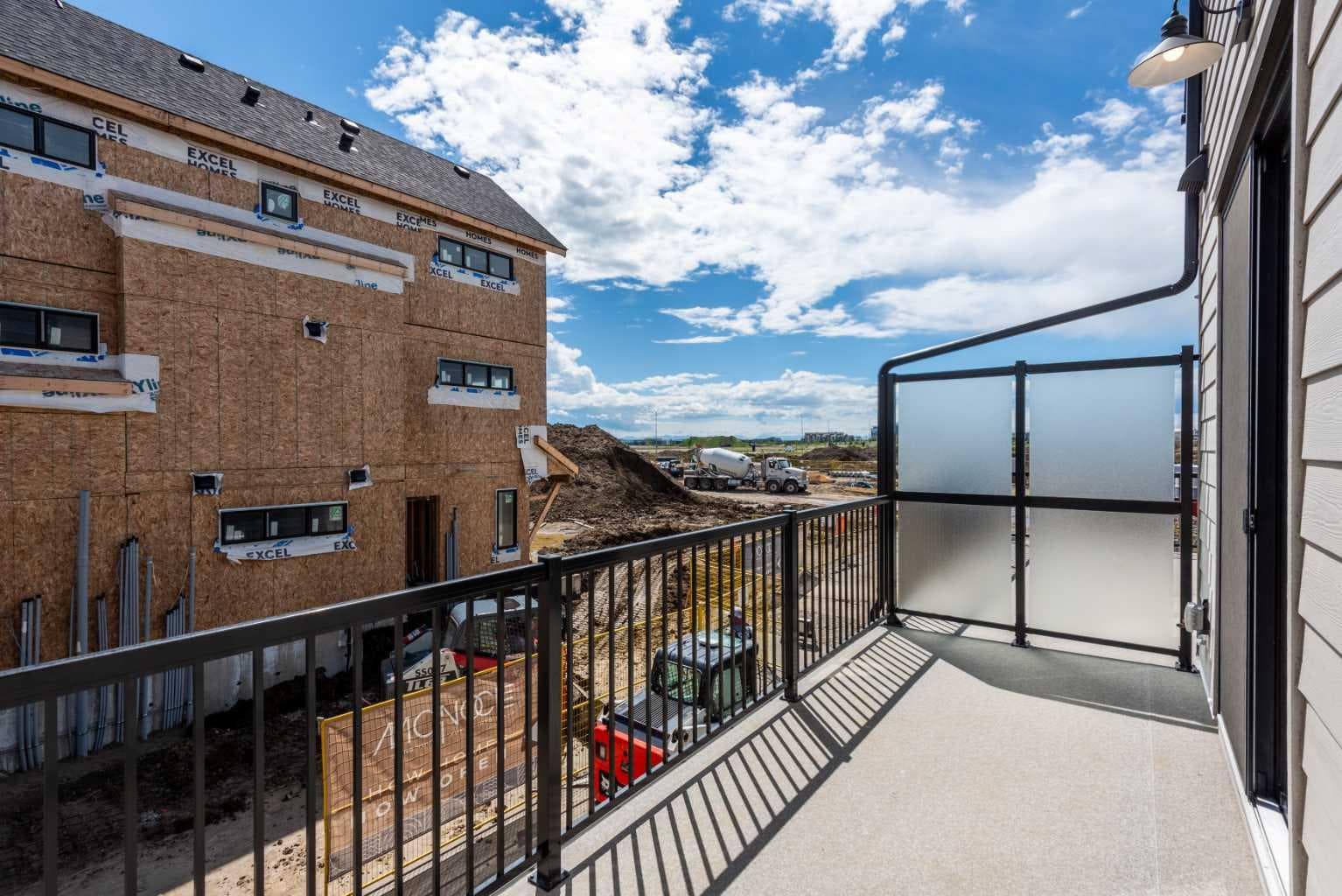 7369 MERCADO Avenue SE