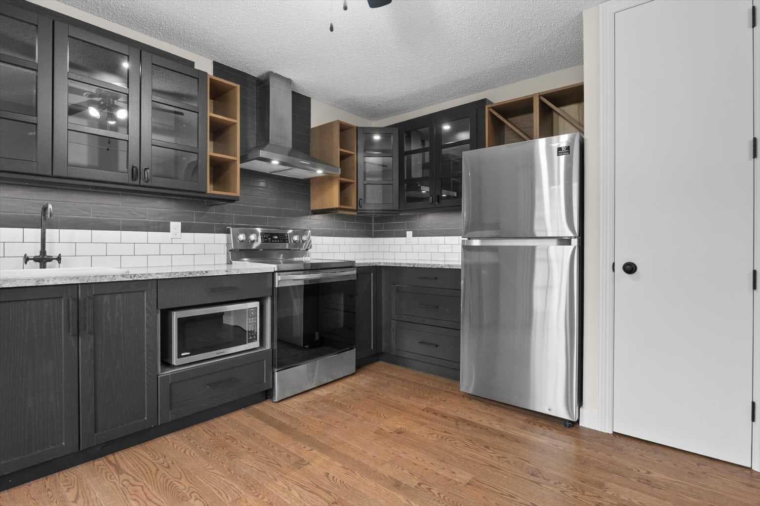 73 Sunvale Crescent SE