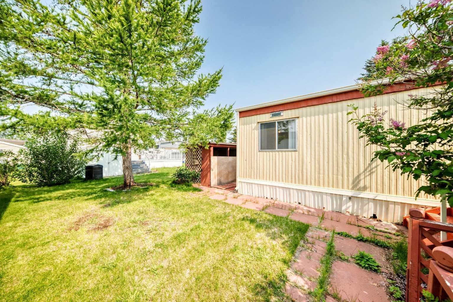 175, 99 Arbour Lake Road NW