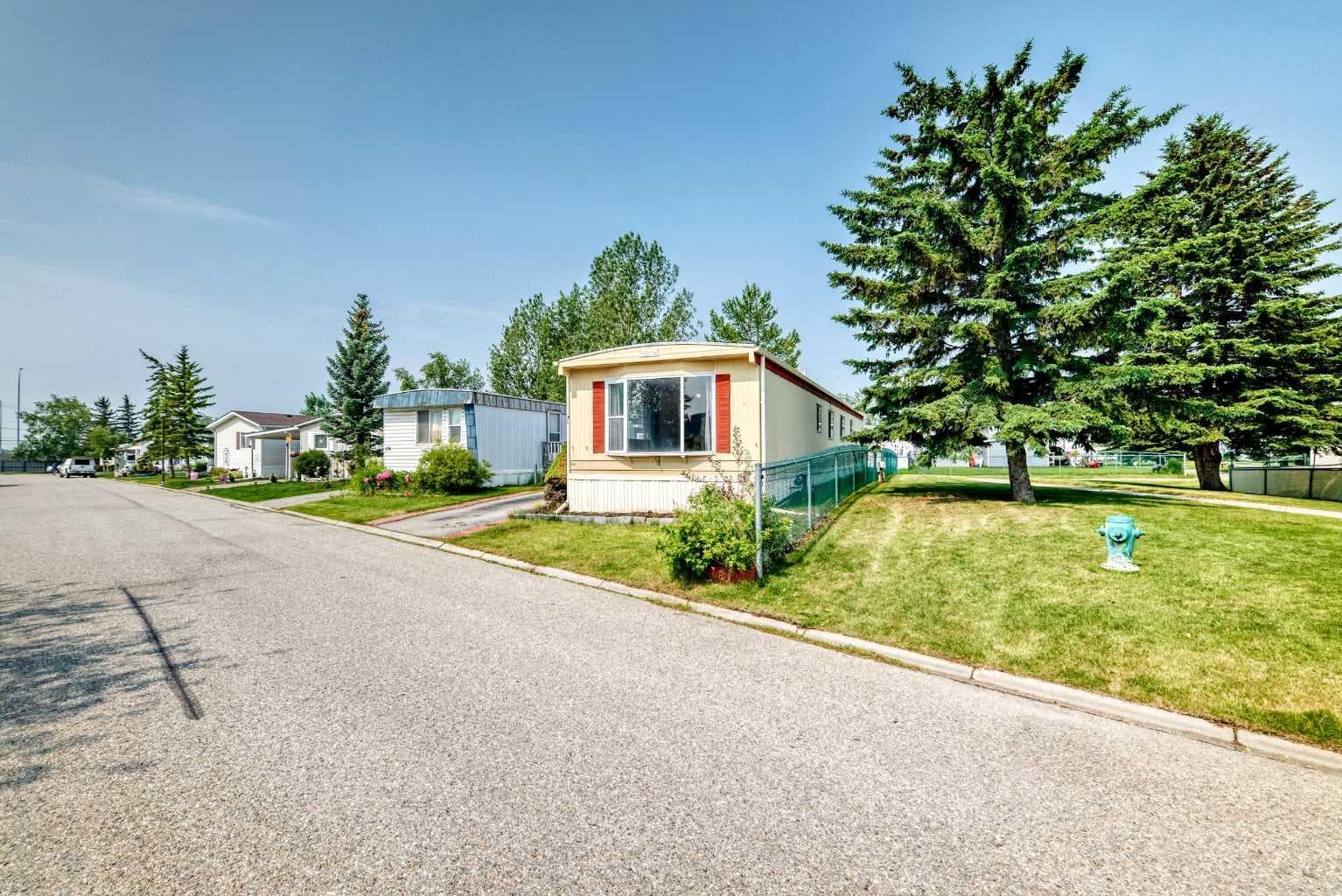 175, 99 Arbour Lake Road NW