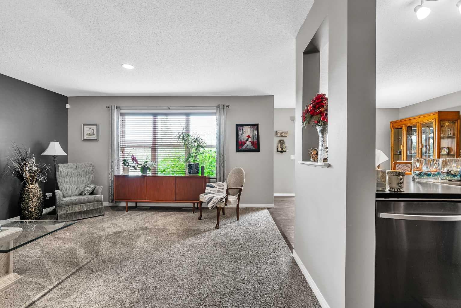 128 Reunion Mews NW