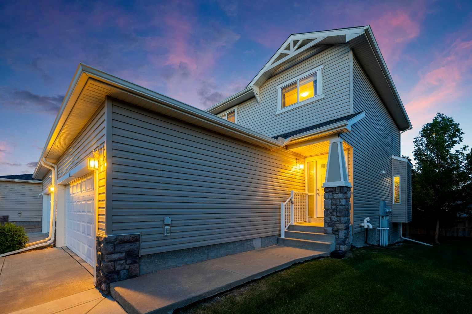 43 Arbours Circle NW
