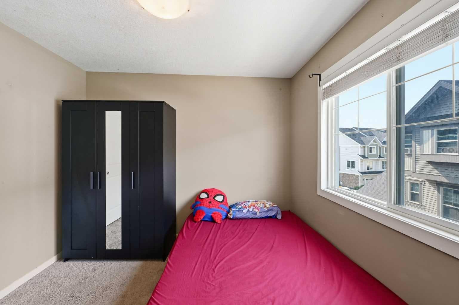 28 New Brighton Point SE