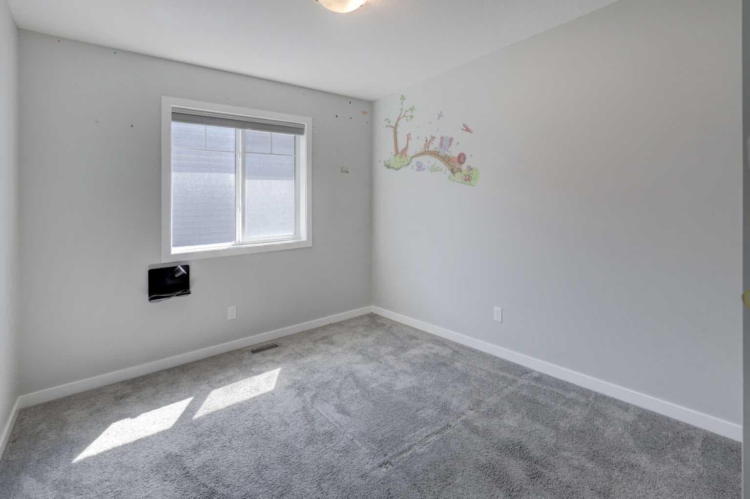 112 Emberside Place 