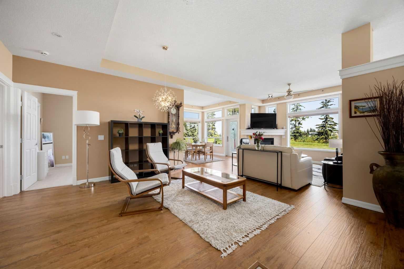 192, 192 Crawford Drive 