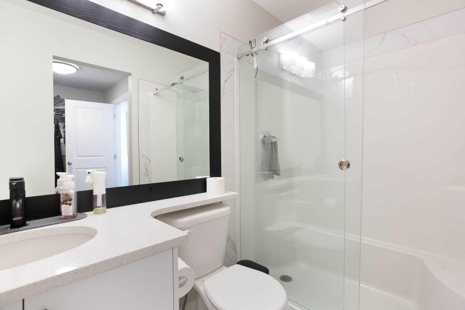 561 Canals Crossing SW