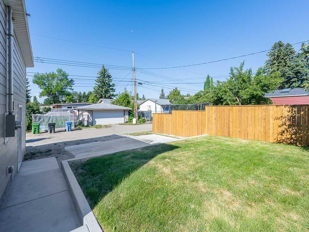 3520 Bulyea Crescent NW
