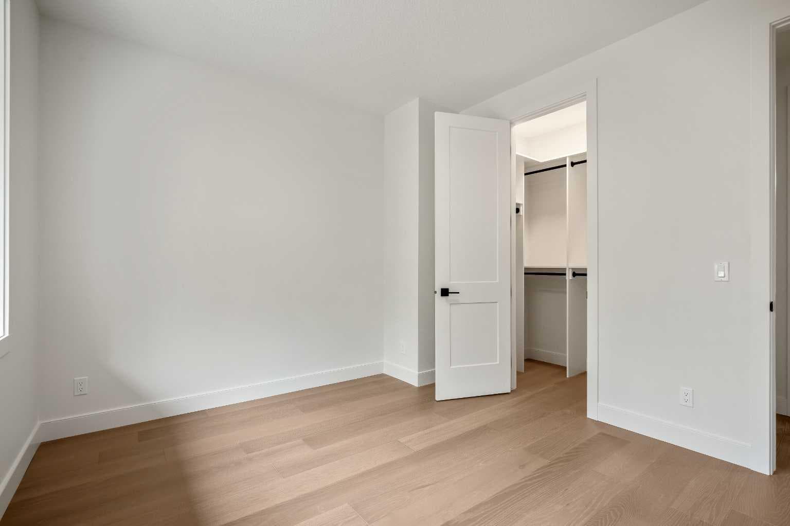 710 Bridge Crescent NE