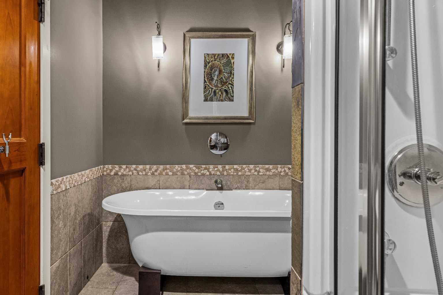 103, 191 Kananaskis Way 