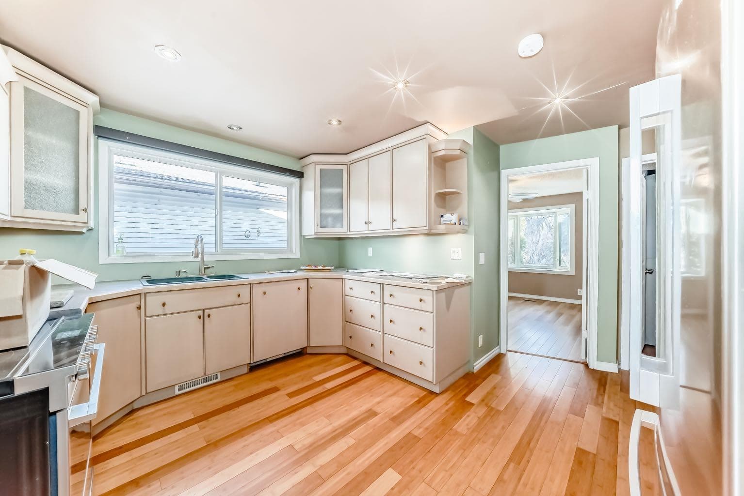 274 Templeview Way NE
