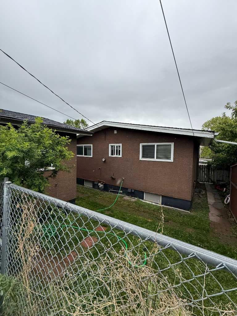 4603 Edmonton Trail NE