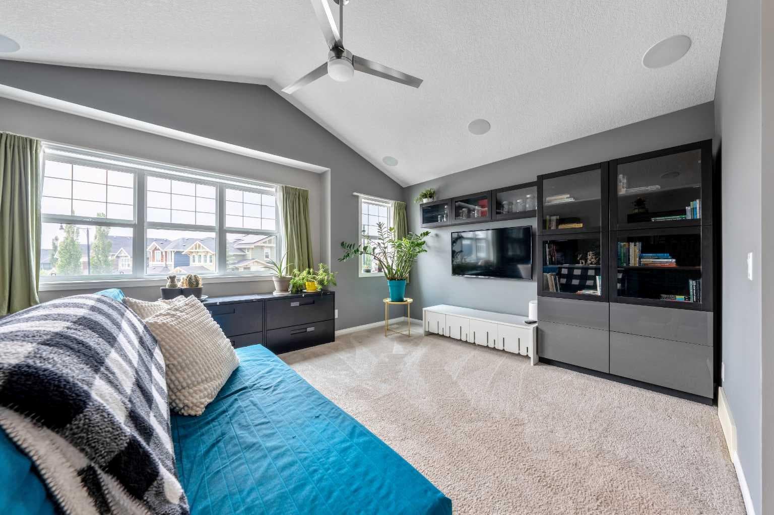 64 Sunrise Terrace 