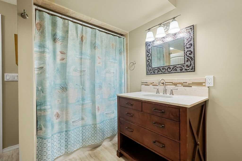1204, 720 Willowbrook Road NW