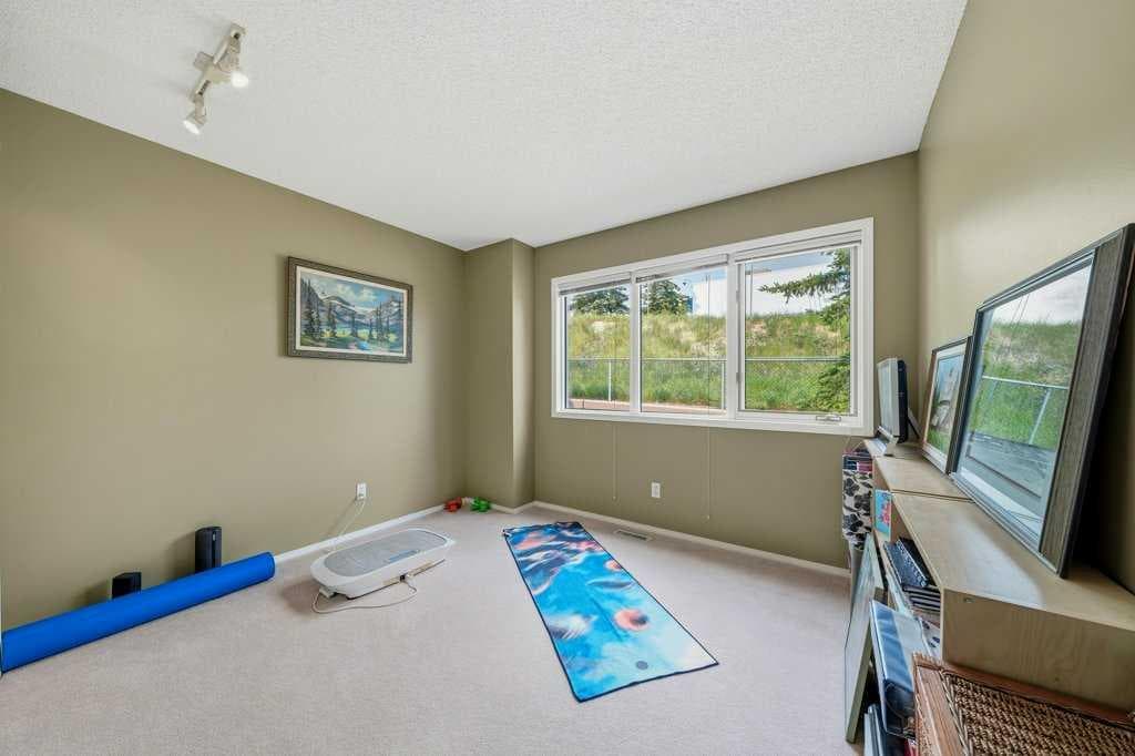 68 Patina Point SW