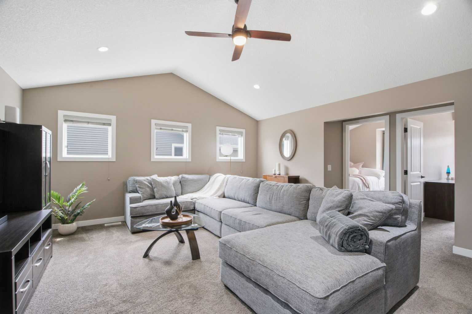300 Aspenmere Way 