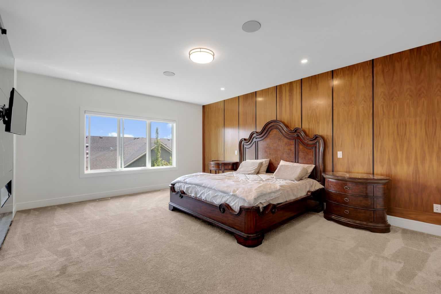 243 Coopers Cove SW