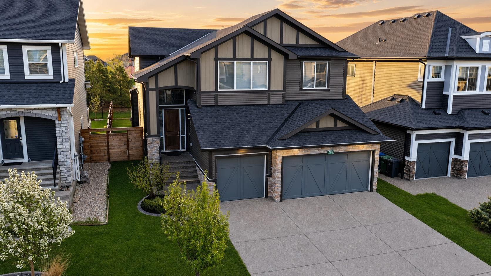 205 Aspenmere Way 