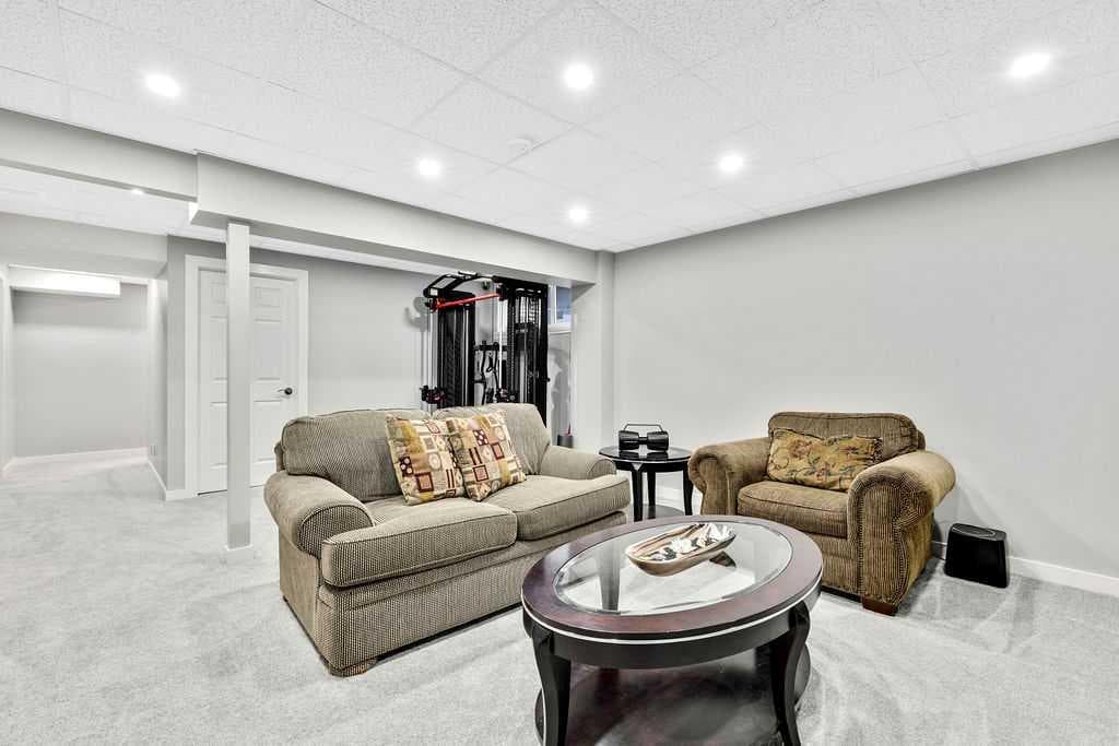 205 Aspenmere Way 