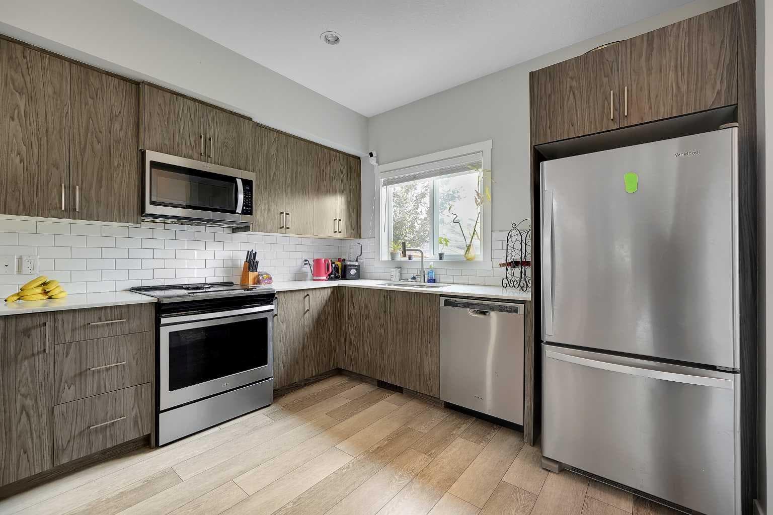 42 MIDTOWN Boulevard SW