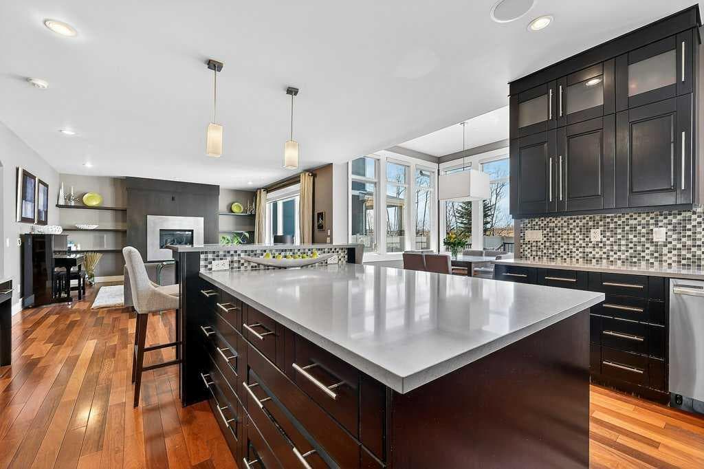 78 Aspen Cliff Close SW