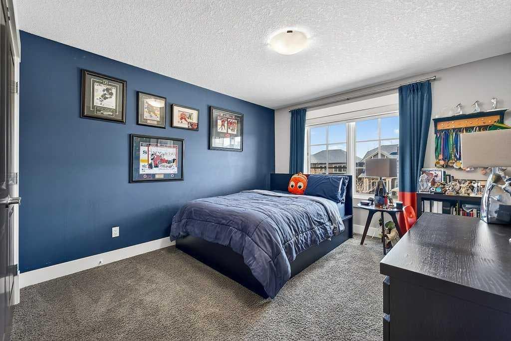 78 Aspen Cliff Close SW