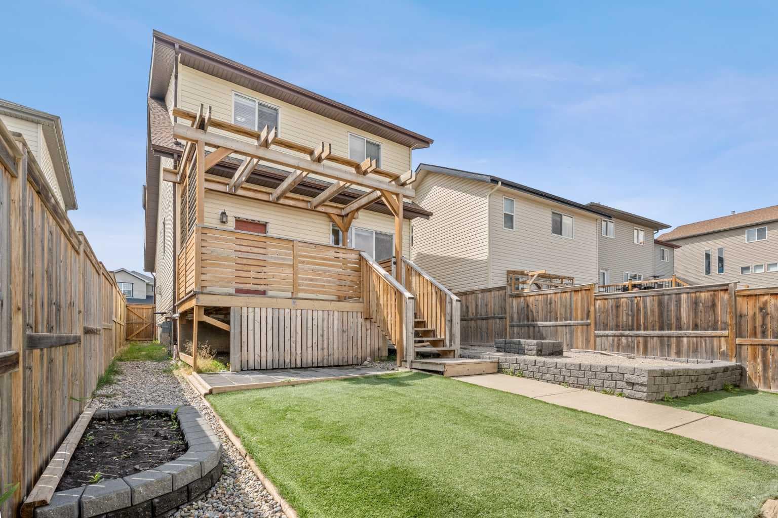 2362 Sagewood Crescent SW
