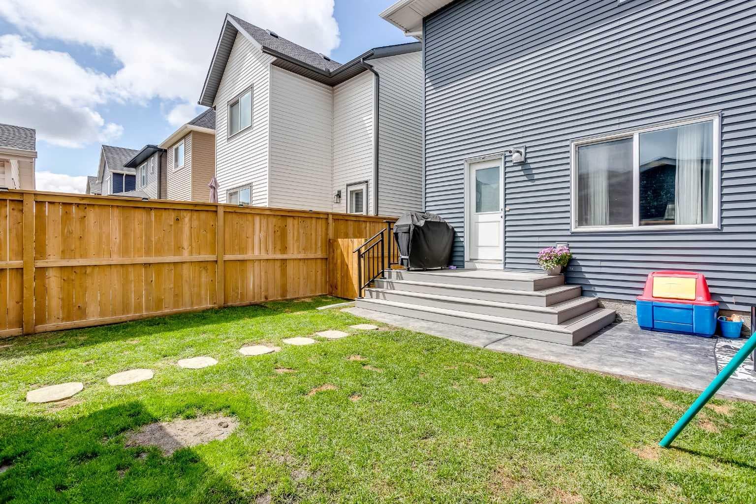 136 Highview Gate SE