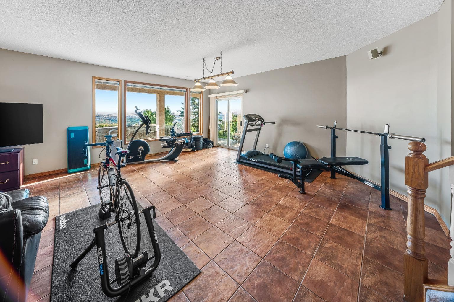 19 Gleneagles View 