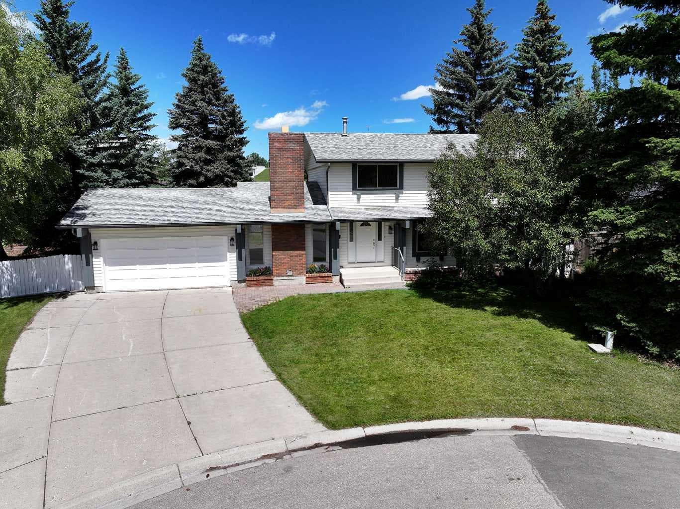 540 Varsity Estates Place NW