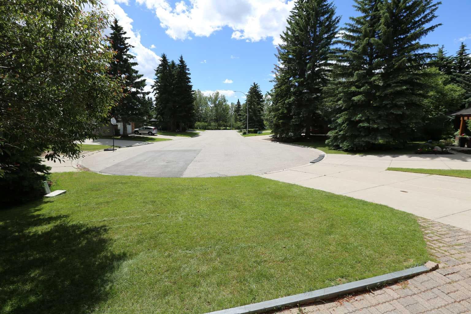 540 Varsity Estates Place NW