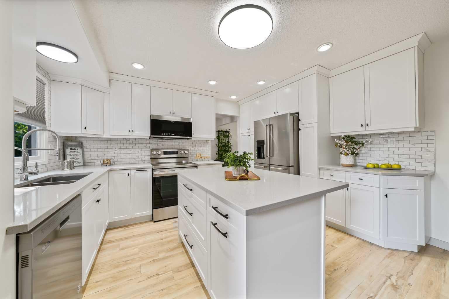 40 Silver Ridge Court NW