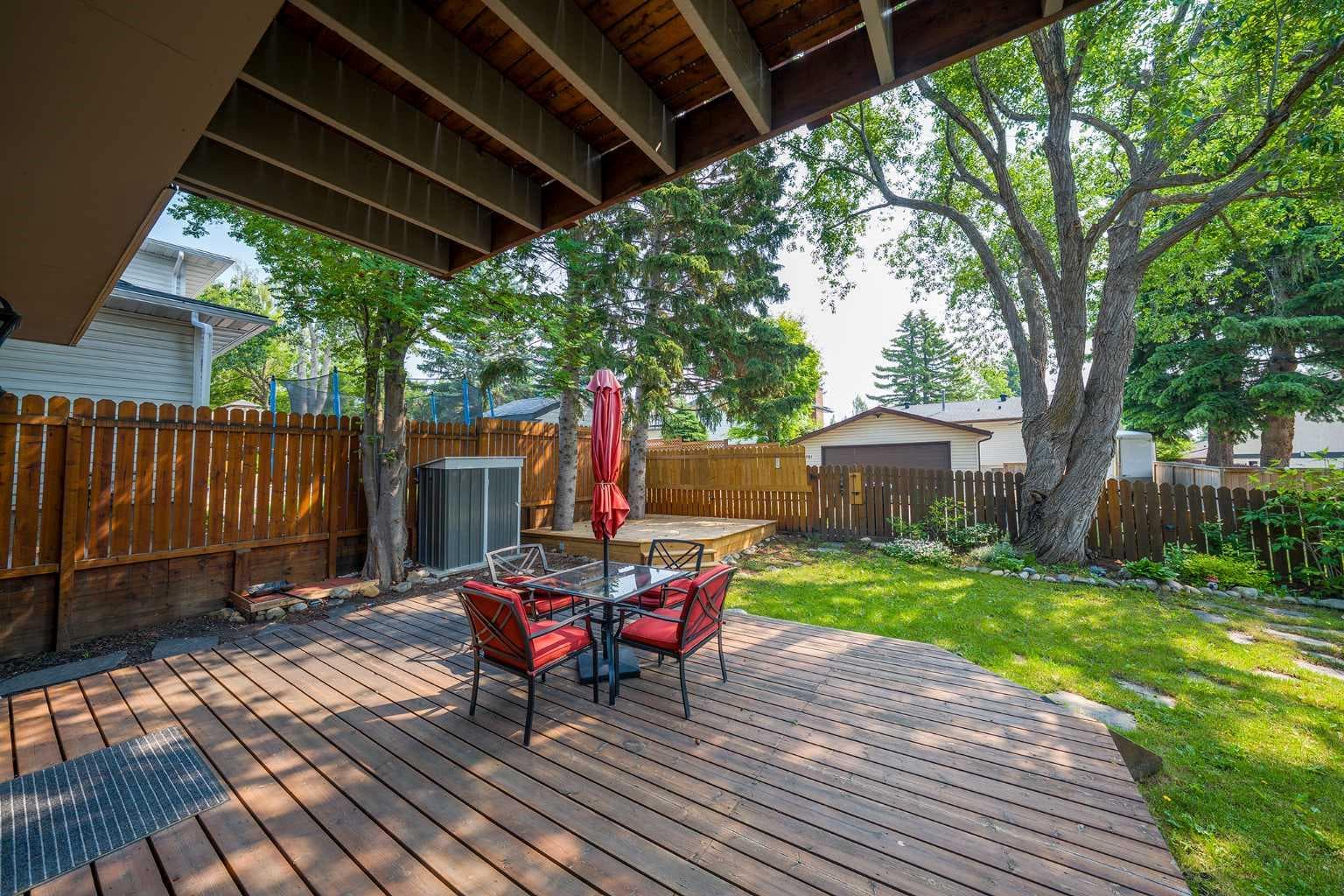 40 Silver Ridge Court NW
