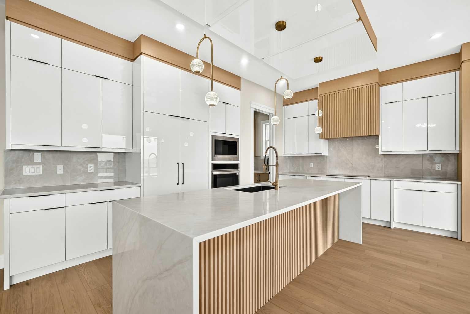 2049 Waterbury Road W