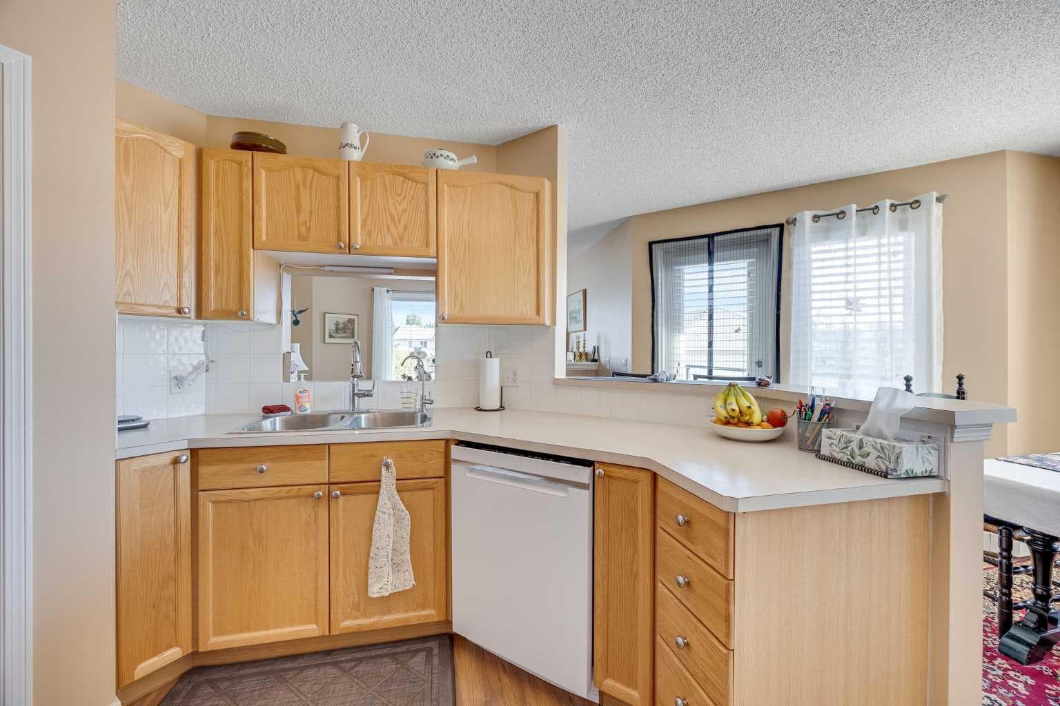 1314, 950 Arbour Lake Road NW