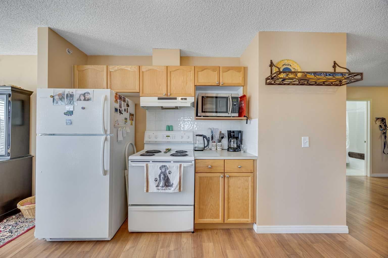 1314, 950 Arbour Lake Road NW