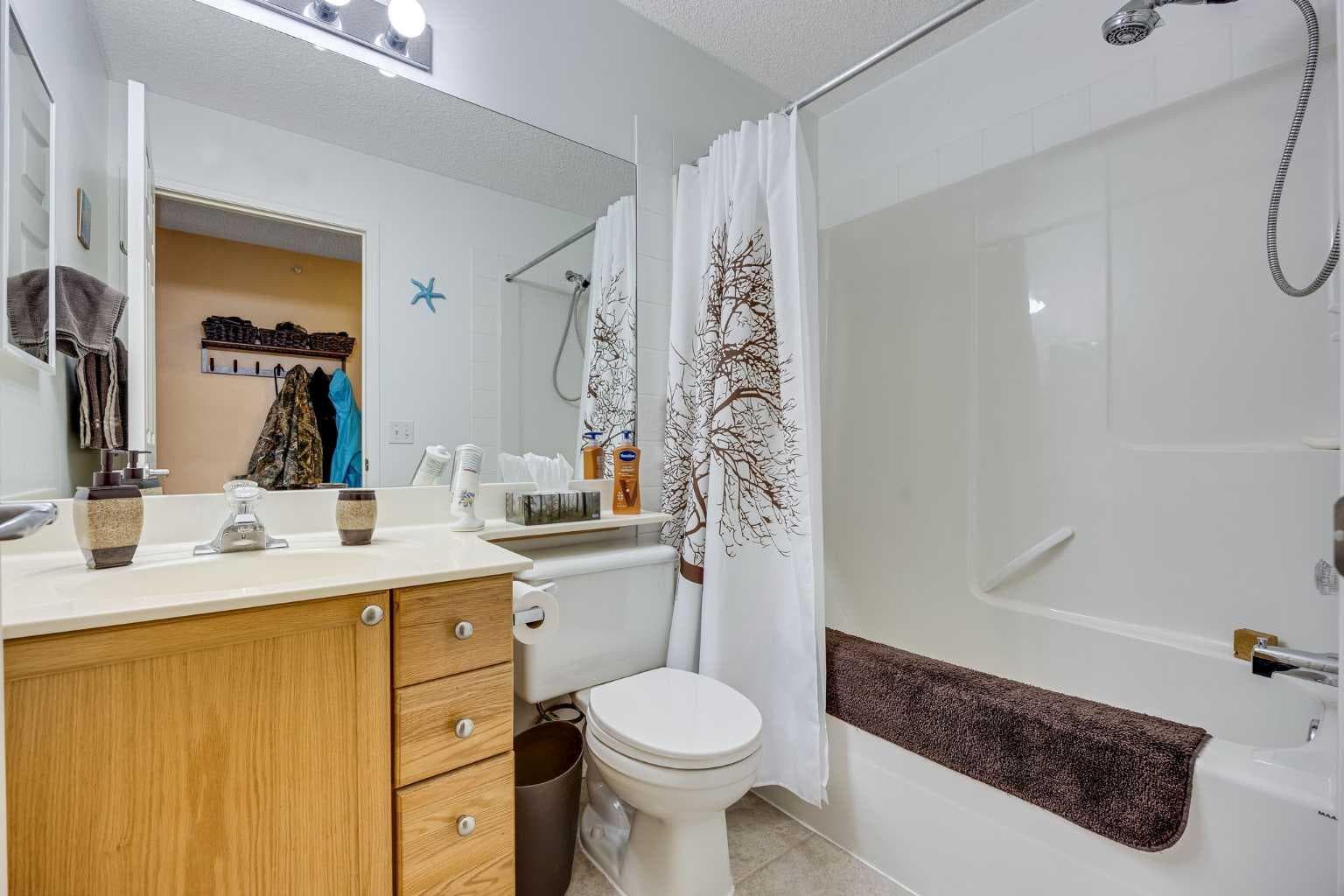1314, 950 Arbour Lake Road NW