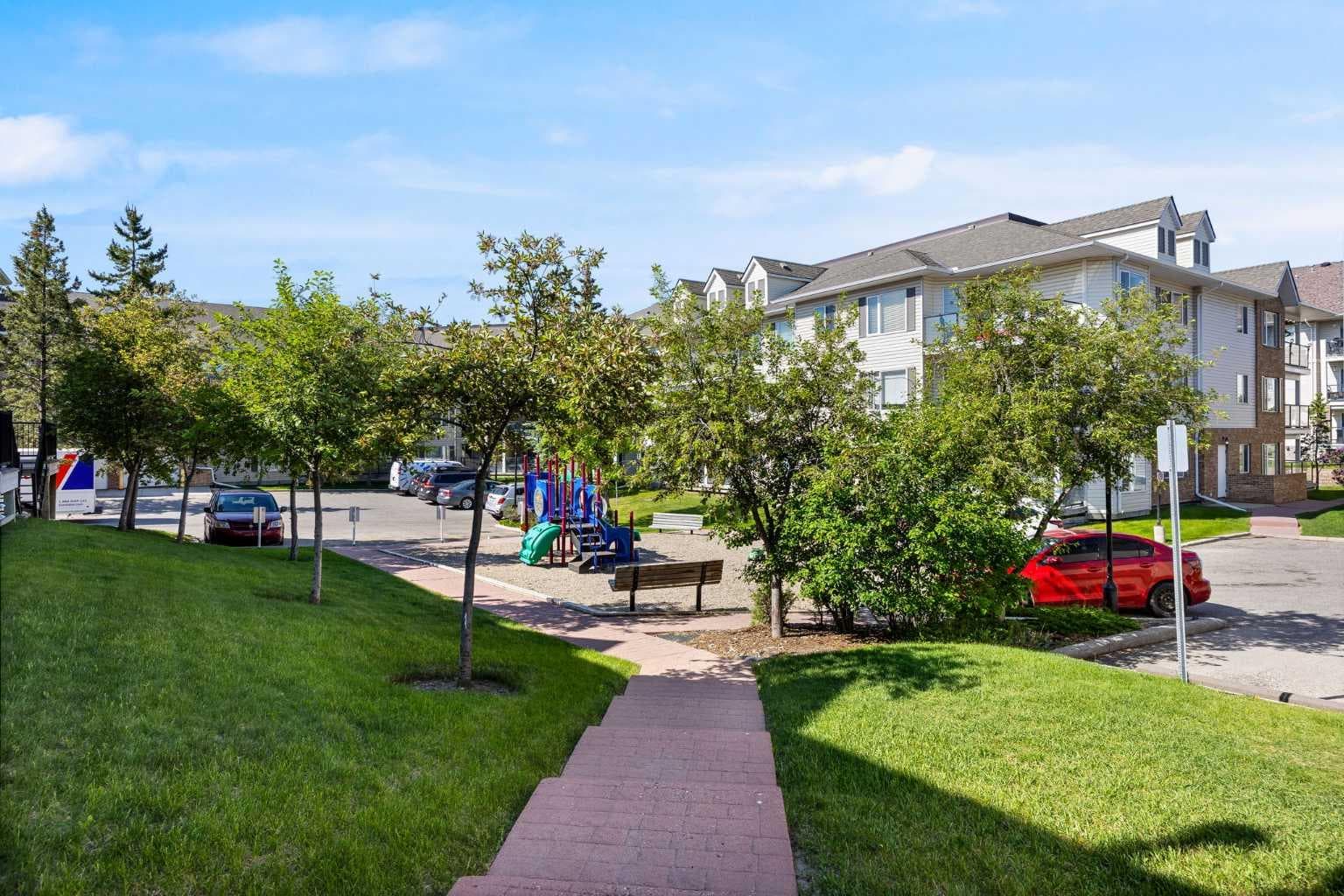 1314, 950 Arbour Lake Road NW