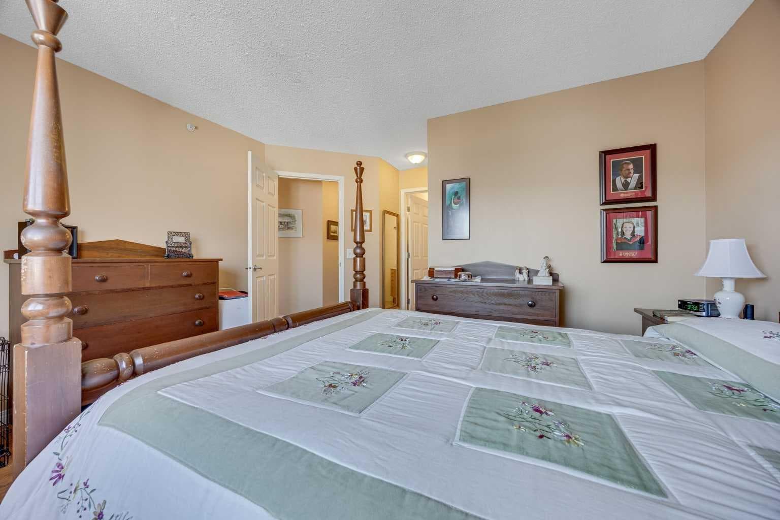 1314, 950 Arbour Lake Road NW