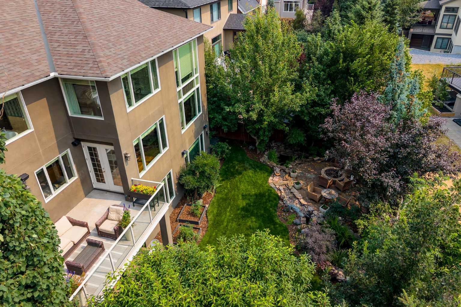 41 Aspen Ridge Way SW