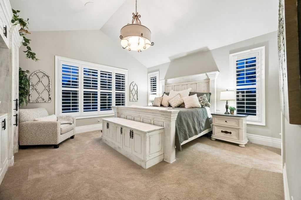 55 Bearspaw View 