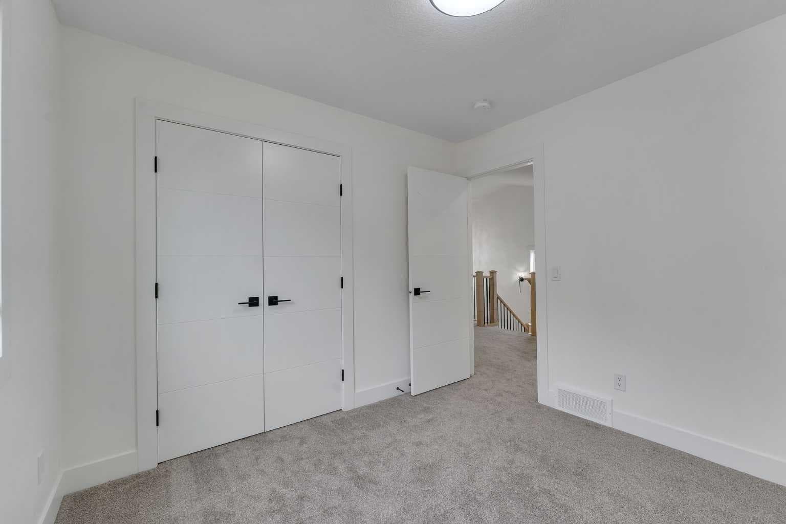 247 Coopers Cove SW