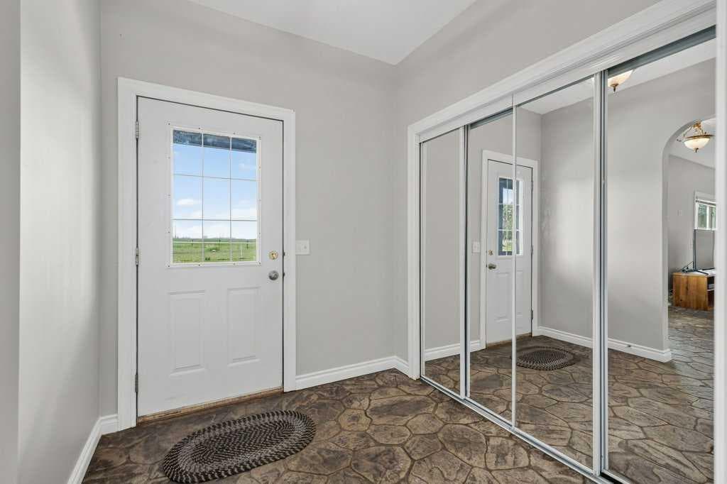 270127 Glenmore Trail 