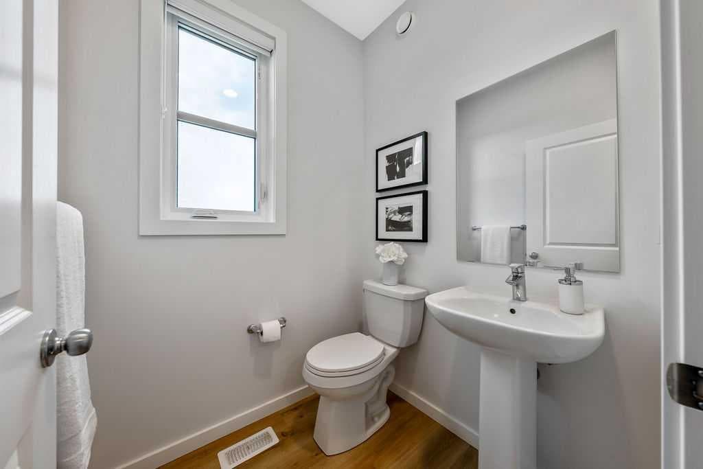 86 Spring Willow Close SW