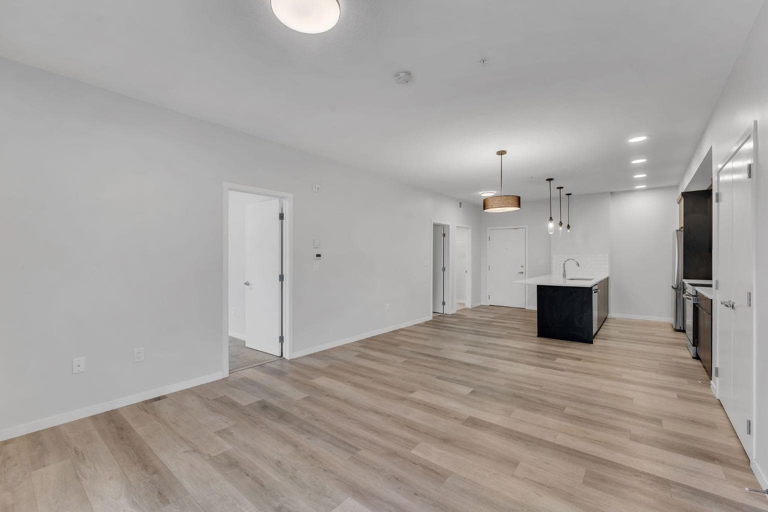 3201, 220 Seton Grove SE
